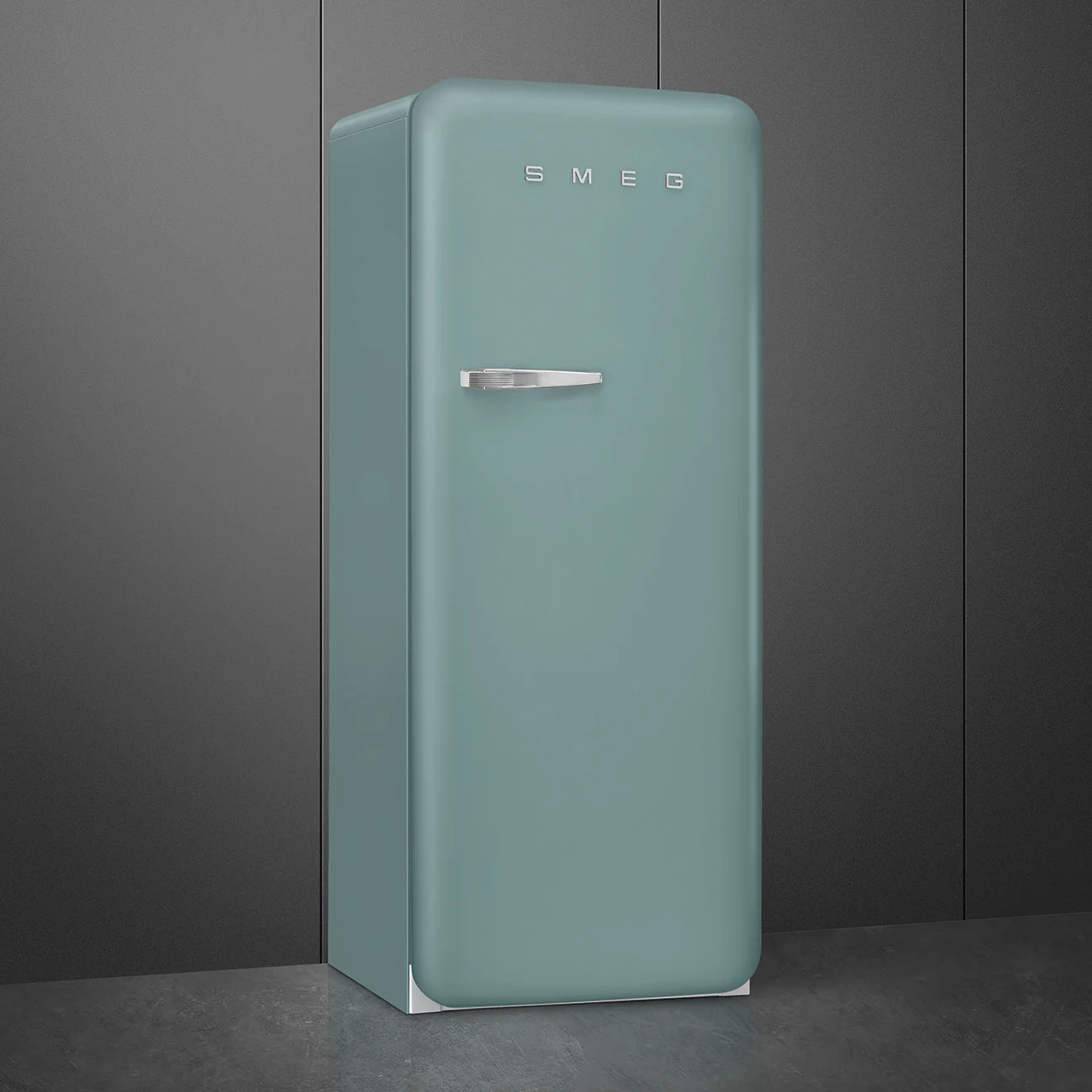 Smeg FAB28RDEG5 Retro Özel Seri Tek Kapılı Buzdolabı Emerald Green Mat Sağ Menteşe - Görsel 2