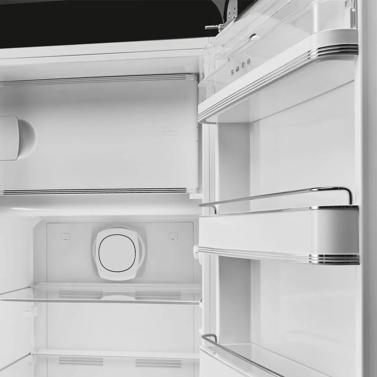 Smeg FAB28RDBLM5 Retro Özel Seri Tek Kapılı Buzdolabı Mat Siyah Sağ Menteşe - Görsel 4