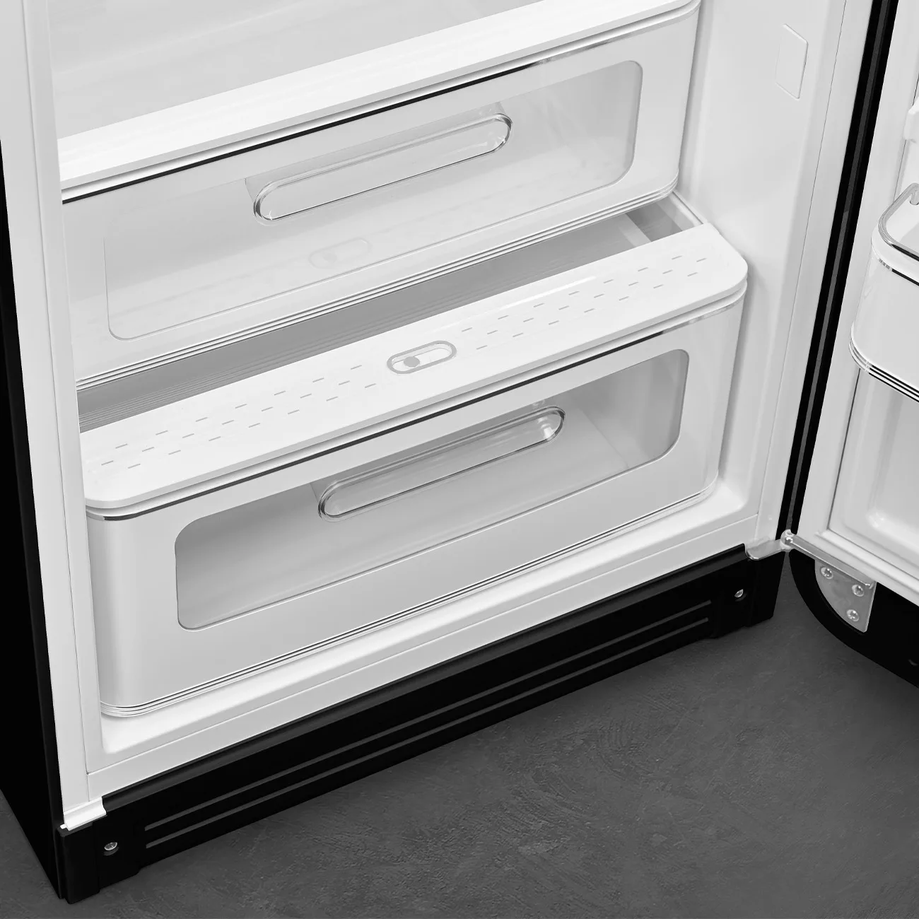 Smeg FAB28RDBLM5 Retro Özel Seri Tek Kapılı Buzdolabı Mat Siyah Sağ Menteşe - Görsel 6