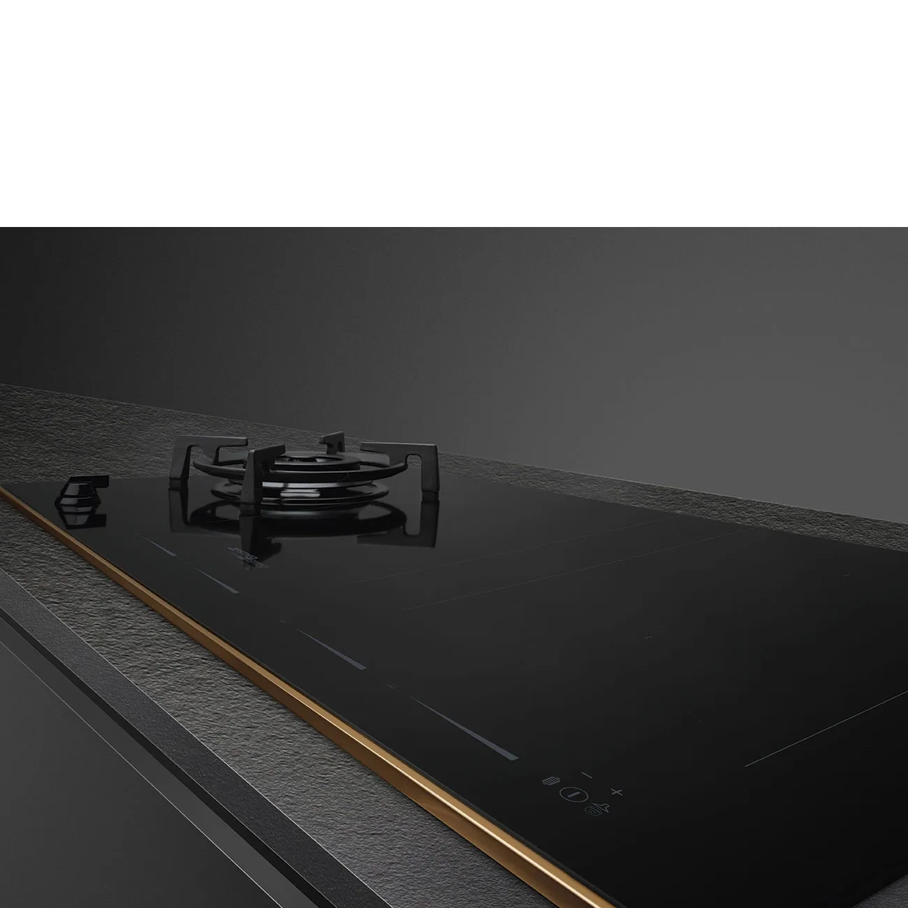 Smeg PM6954R D.S.N. 1 Gazlı + 2 Multizone İndüksiyon Ocak 90 cm. Bakır Estetik - Görsel 5