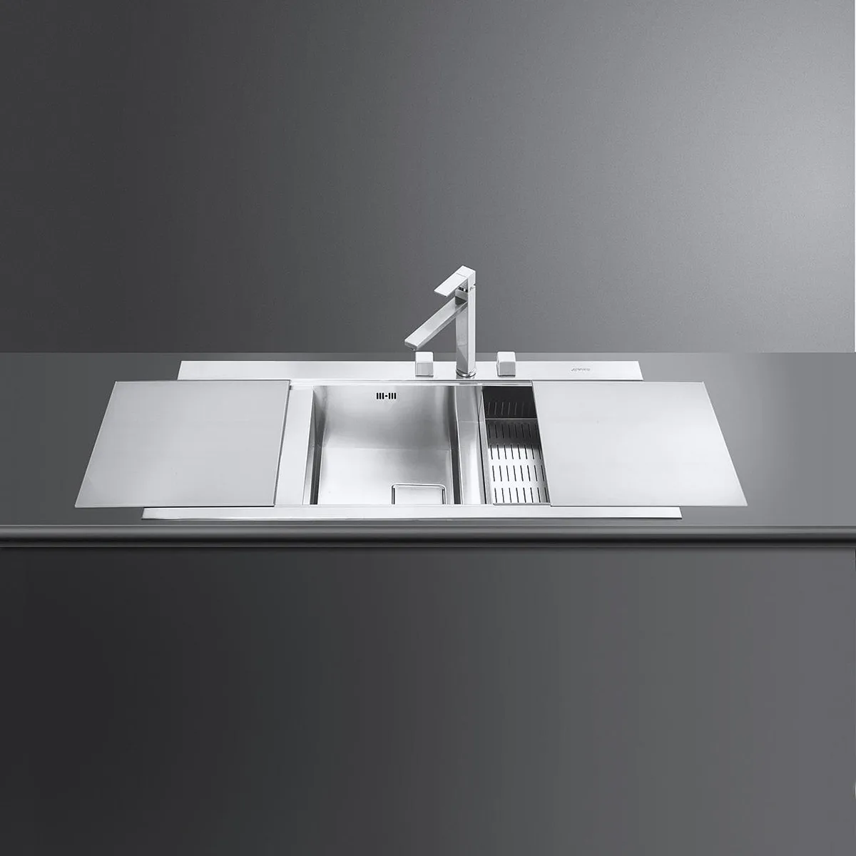 Smeg LQVB116D Linea Özel Çelik Evye 2 Gözlü Sağ Damlalıklı Beyaz Cam / Çelik