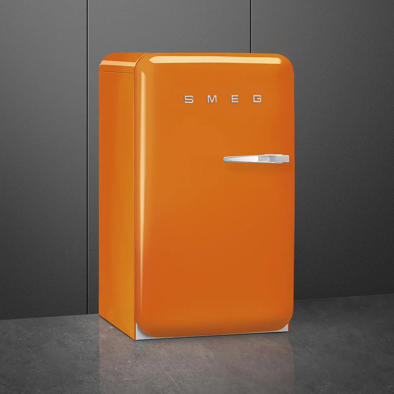 Smeg FAB10LOR6 Retro Mini Buzdolabı Turuncu Sol Menteşe - Görsel 3