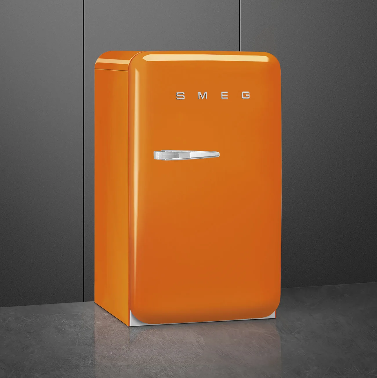 Smeg FAB10ROR6 Retro Mini Buzdolabı Turuncu Sağ Menteşe - Görsel 3