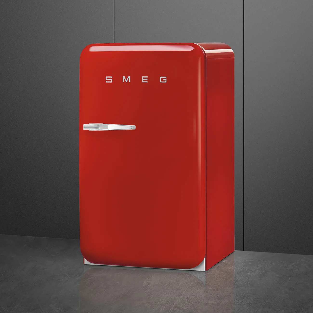 Smeg FAB10RRD6 Retro Mini Buzdolabı Kırmızı Sağ Menteşe - Görsel 4