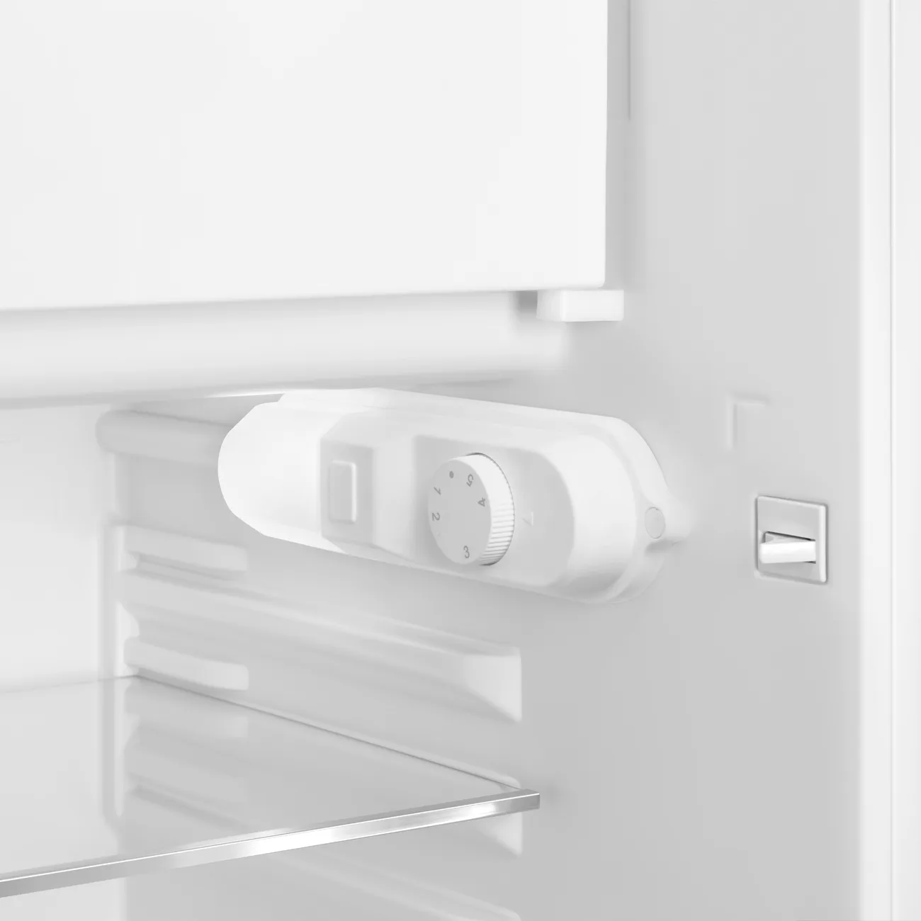 Smeg FAB10RRD6 Retro Mini Buzdolabı Kırmızı Sağ Menteşe - Görsel 6