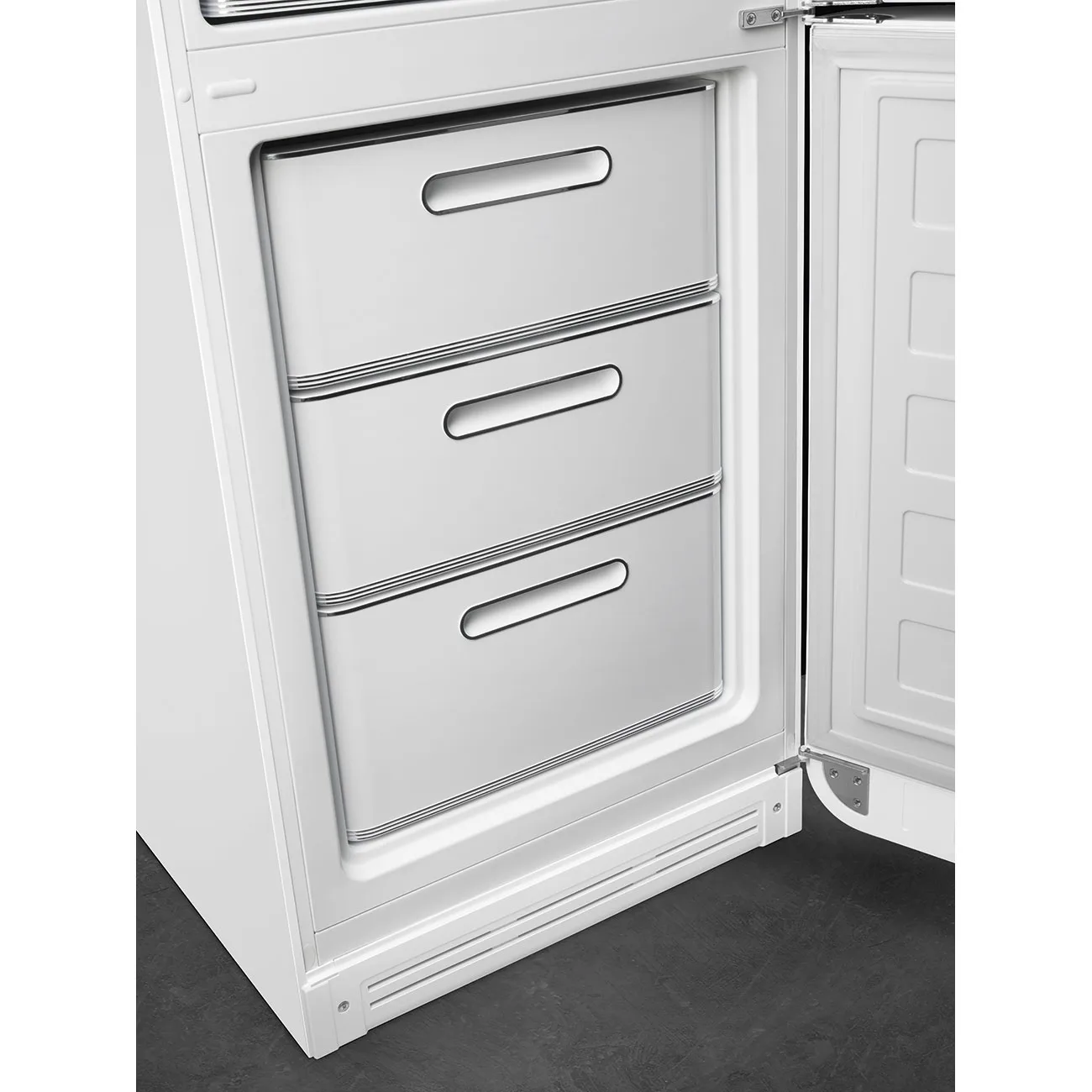 Smeg FAB32RWH6 Retro Dondurucu Altta 2 Kapılı Buzdolabı Beyaz Sağ Menteşe - Görsel 5