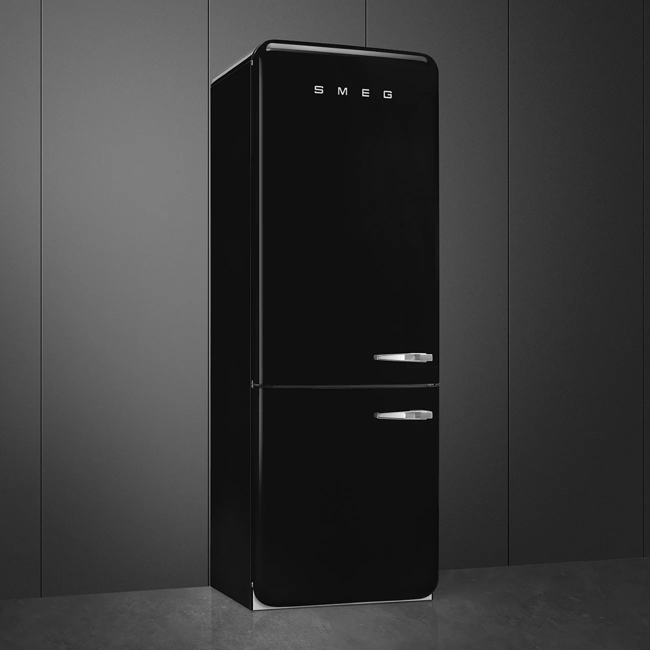 Smeg FAB38LBL6 Retro Dondurucu Altta 2 Kapılı Buzdolabı Siyah Sol Menteşe - Görsel 3
